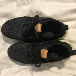 Women’s Black New Balance